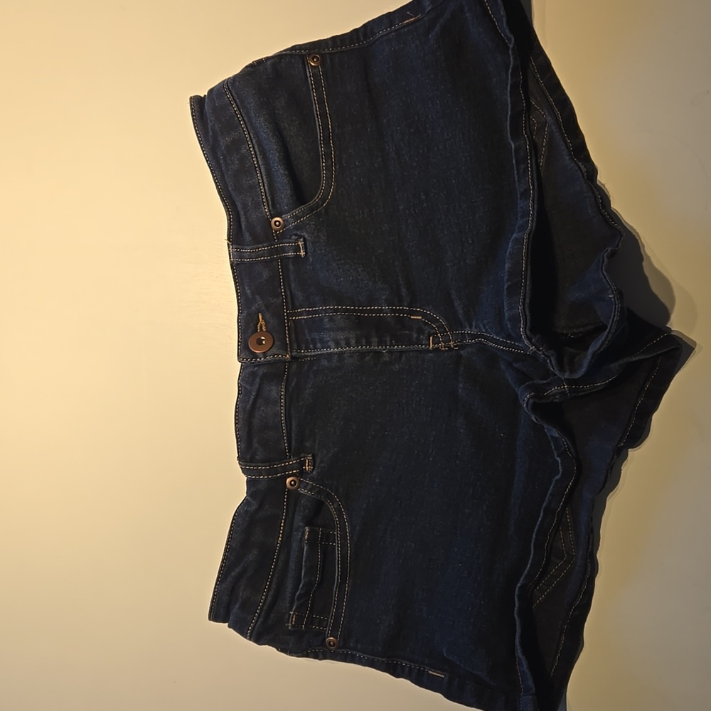 Forever 21 short shorts